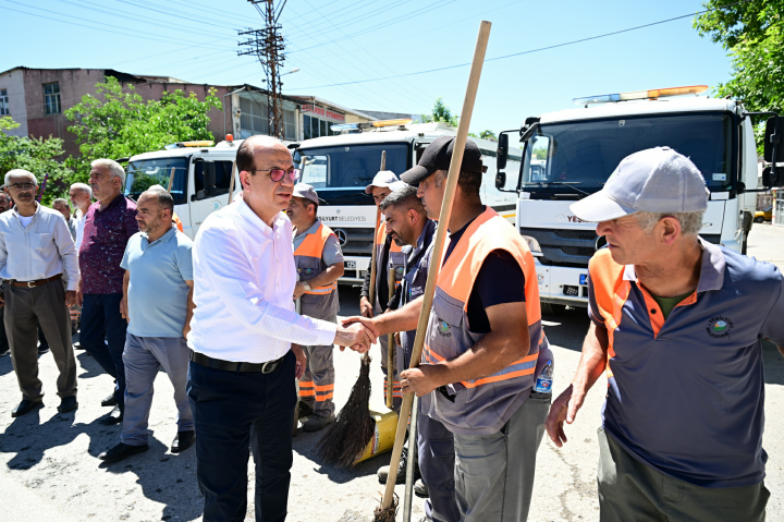 Başkan Geçit, “36 Noktada Kurban Satış ve Kesim Yeri Hizmet Verecek”